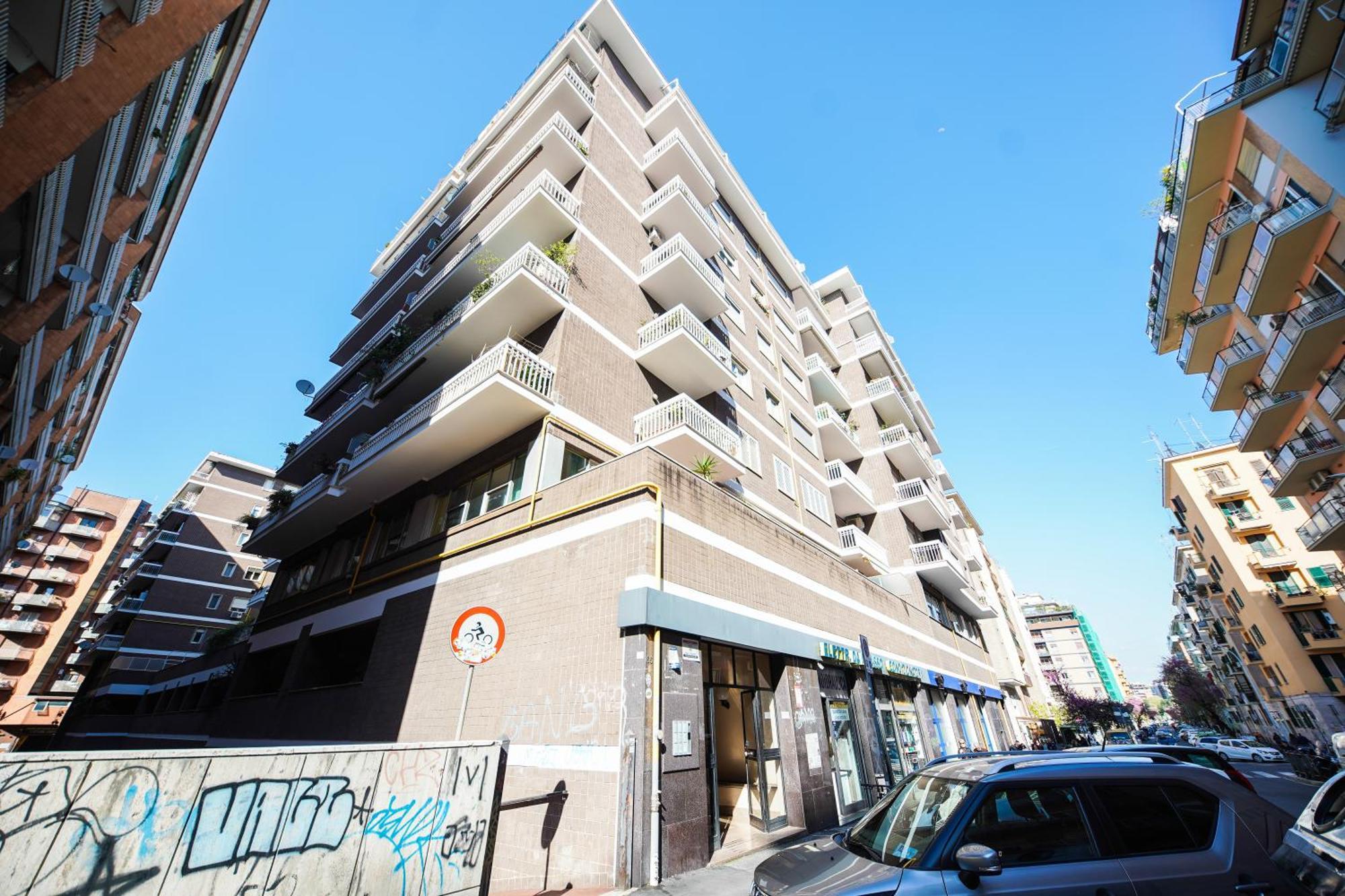 Domus Garbatella Guest house *